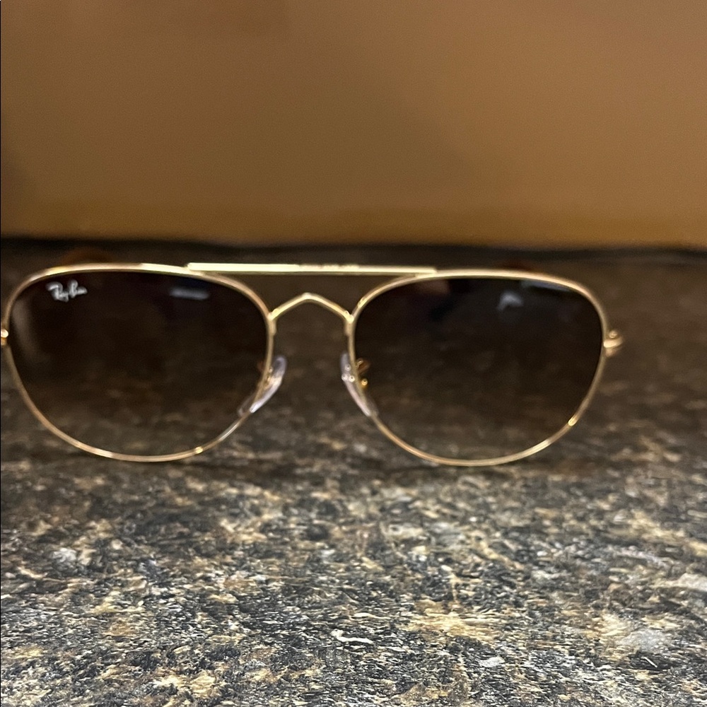 Ray-Ban Classic Gold Frame Sunglasses
